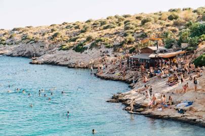 10. Limanakia Vouliagmenis