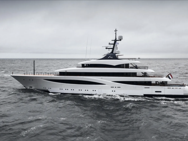 71m Feadship superyacht Juice battles breezy conditions on sea trials