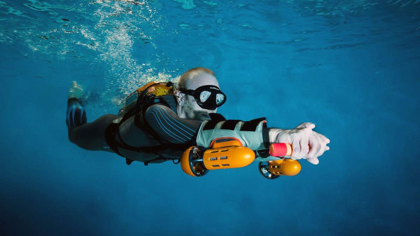 Ein Bild, das Wasser, schwimmend, Sport, Wassersport enthält.

Automatisch generierte Beschreibung