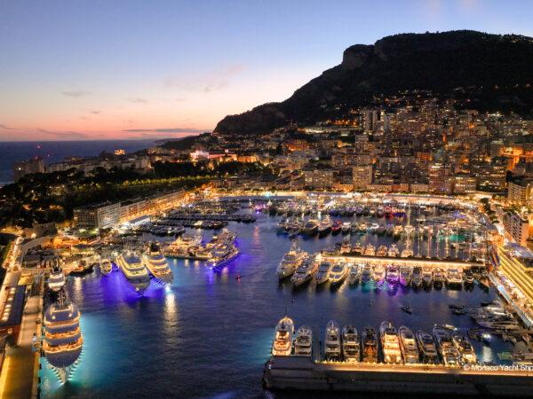 September Sets Sail: OXYZEN at the World’s Finest Yacht Shows